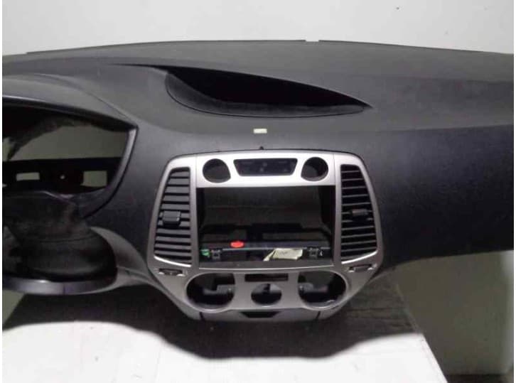 Recambio de salpicadero para hyundai i20 i (pb, pbt) 1.4 crdi referencia OEM IAM  NEGRO 5