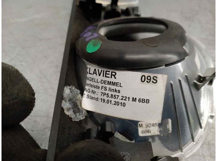 Recambio de moldura para porsche cayenne (92a) 3.0 diesel referencia OEM IAM 7P5857221M 3