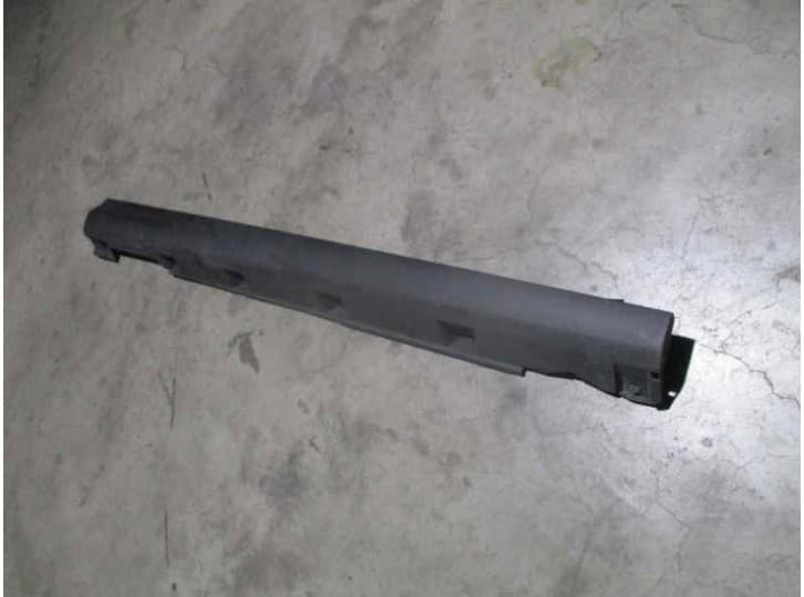 Recambio de faldon lateral para ford focus iii 1.0 ecoboost referencia OEM IAM
