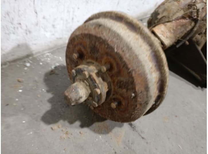 Recambio de puente trasero para land rover santana 109 referencia OEM IAM E74 E74 2