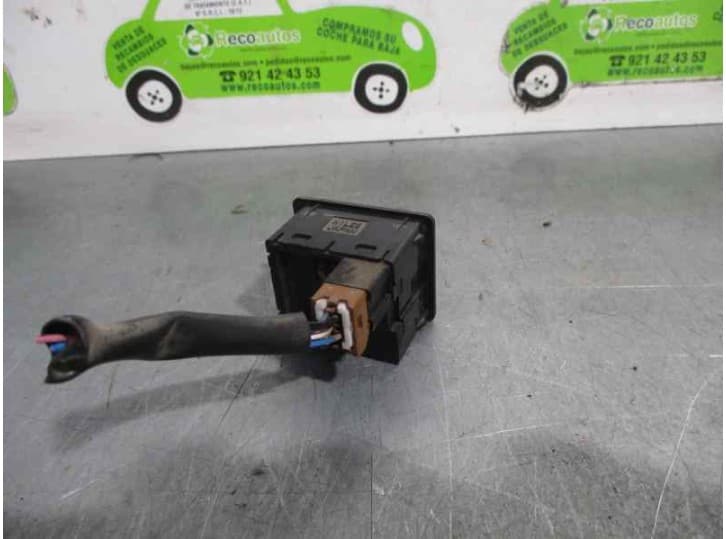 Recambio de mando para nissan patrol gr v wagon (y61) 3.0 dti referencia OEM IAM 2