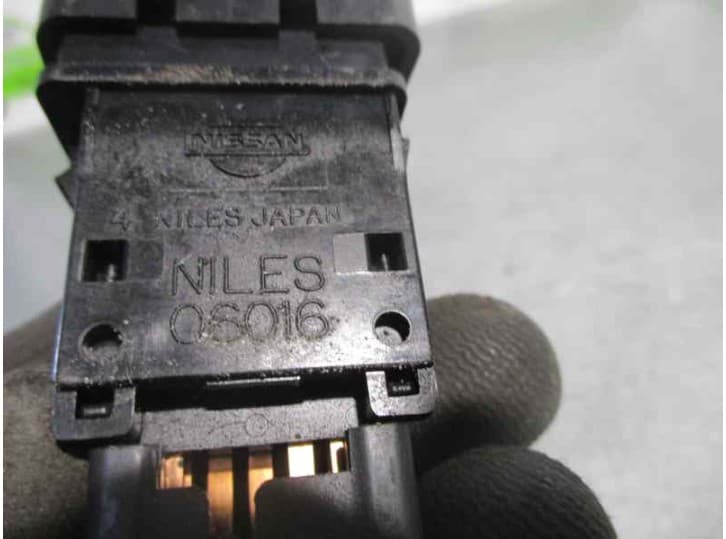 Recambio de mando para nissan patrol gr v wagon (y61) 3.0 dti referencia OEM IAM 3
