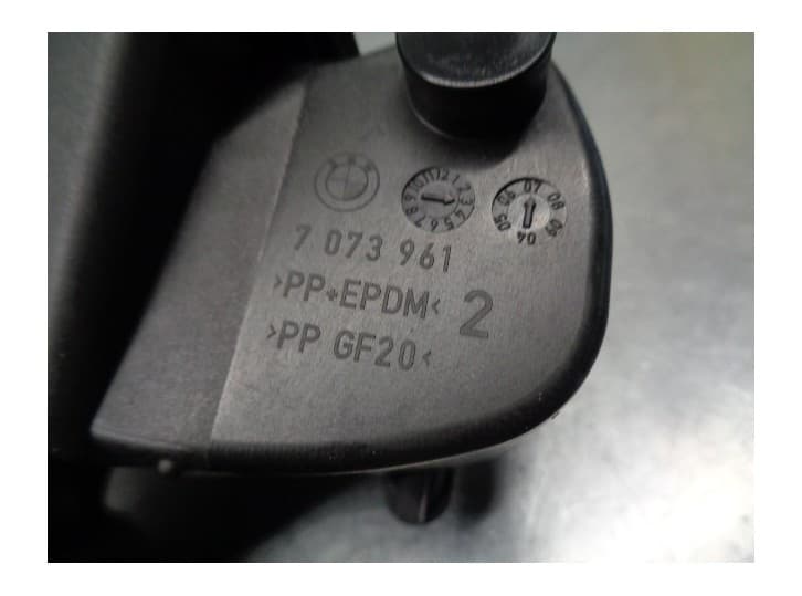Recambio de tapa exterior combustible para bmw 3 (e90) 325 d referencia OEM IAM 7073961 4