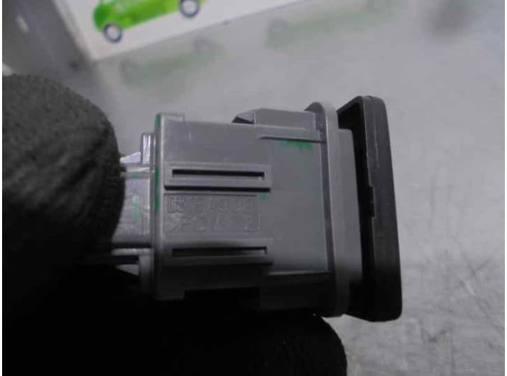 Recambio de mando para toyota prius (_w3_) 1.8 hybrid (zvw3_) referencia OEM IAM 15A998 3