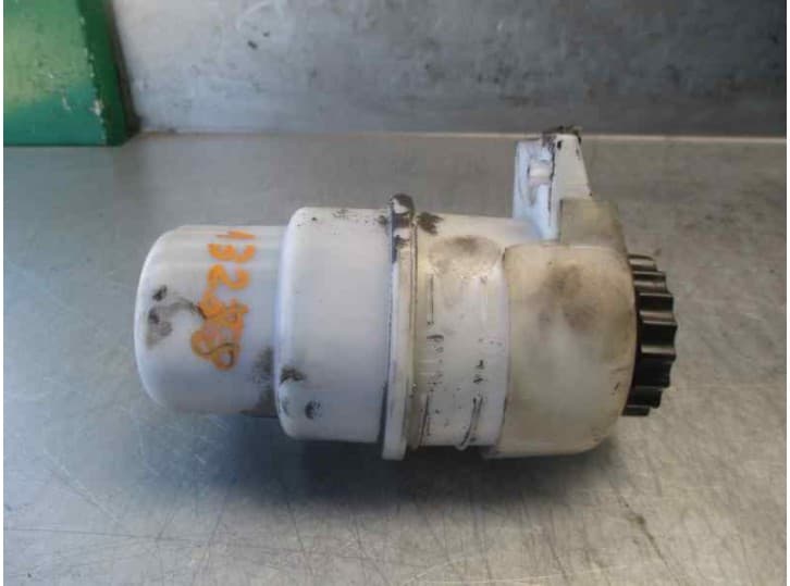 Recambio de deposito servo para chrysler sebring (js) 2.0 crd referencia OEM IAM 0678A