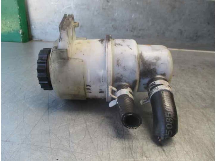 Recambio de deposito servo para chrysler sebring (js) 2.0 crd referencia OEM IAM 0678A 3