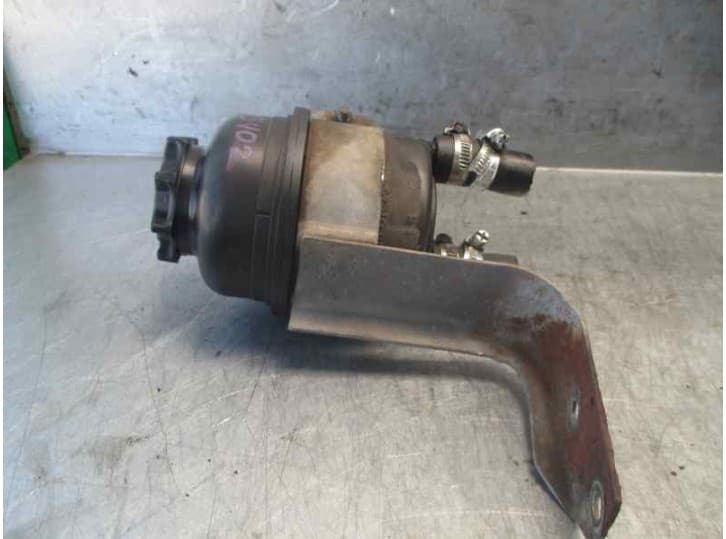 Recambio de deposito servo para opel frontera a (u92) 2.3 td (5jmwl4) referencia OEM IAM   ZF 3