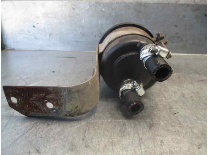 Recambio de deposito servo para opel frontera a (u92) 2.3 td (5jmwl4) referencia OEM IAM   ZF 4