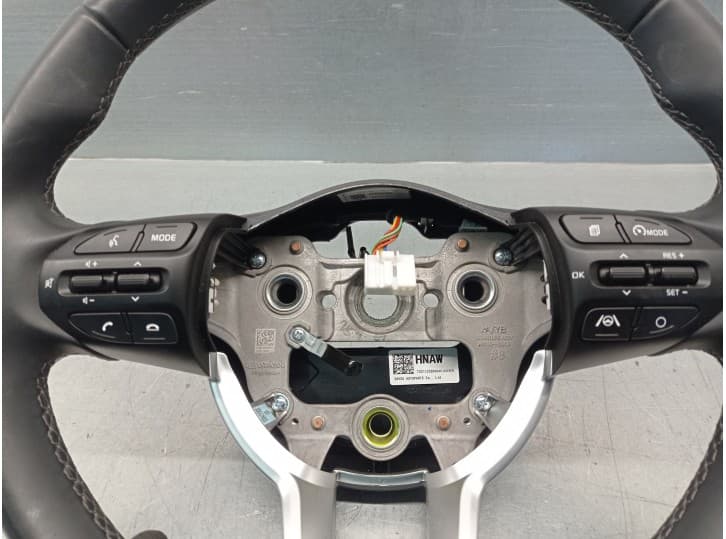 Recambio de volante para kia stonic (yb) 1.0 t-gdi referencia OEM IAM 56120H8000 4