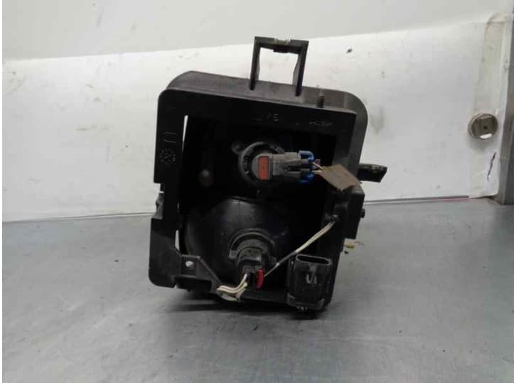 Recambio de piloto delantero derecho para cadillac cts 3.2 referencia OEM IAM 15930688 2