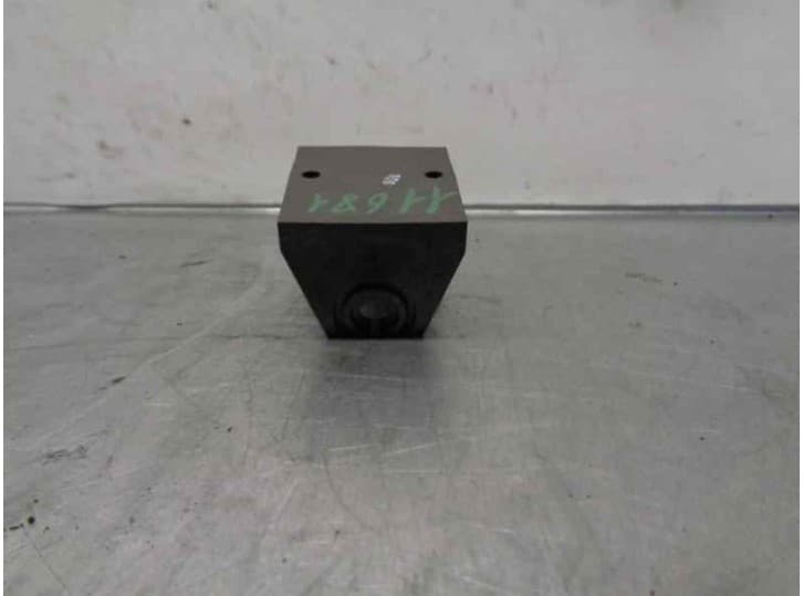 Recambio de mando para cadillac cts 3.2 referencia OEM IAM 25721203 2