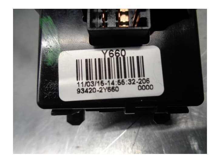 Recambio de mando limpia para kia sportage iii (sl) 1.6 gdi referencia OEM IAM 934202Y660 4