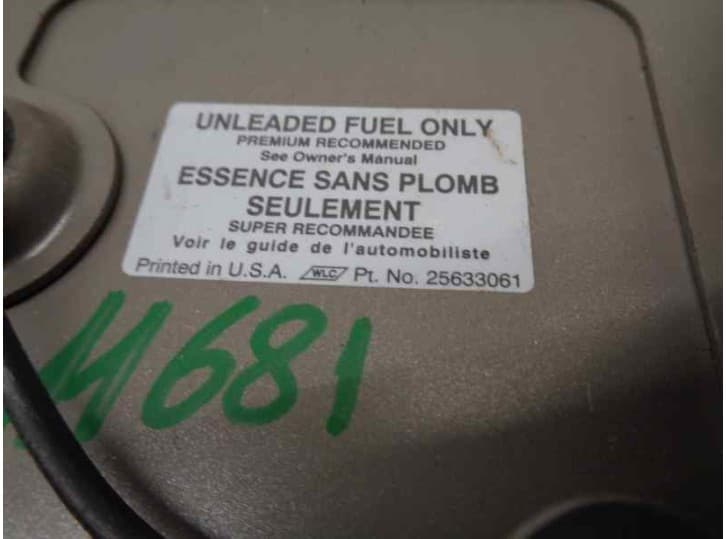 Recambio de tapa exterior combustible para cadillac cts 3.2 referencia OEM IAM 25633061 3