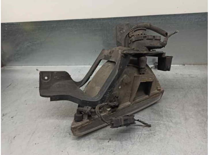 Recambio de faro derecho para opel sintra (apv) 2.2 dti referencia OEM IAM 16521698A 4
