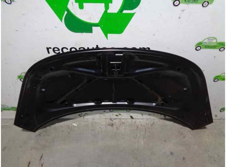 Recambio de capot para hyundai i10 referencia OEM IAM 664000X020 2