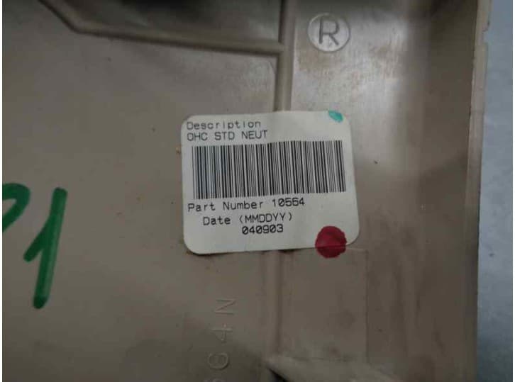Recambio de luz interior para cadillac cts 3.2 referencia OEM IAM 10564N 3