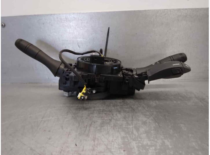 Recambio de mando luces para dacia sandero iii 1.0 tce 90 referencia OEM IAM 255670975R 2
