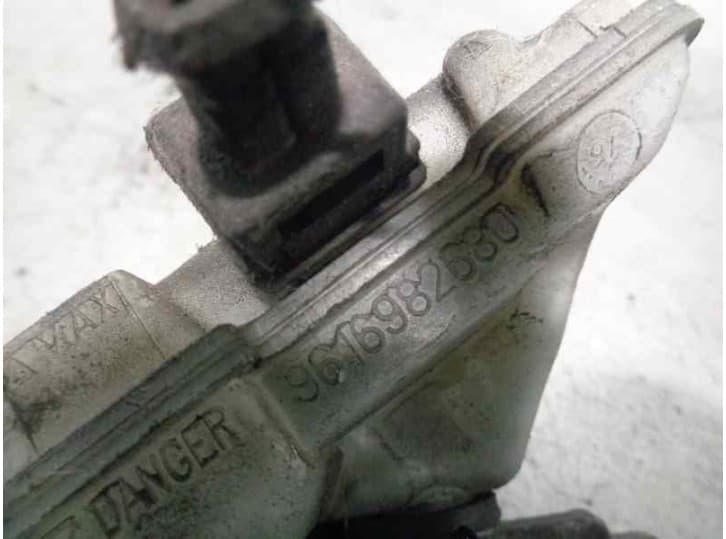Recambio de bomba freno para peugeot 106 ii (1a_, 1c_) 1.1 i referencia OEM IAM 9616982680 5