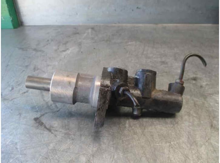 Recambio de bomba freno para seat ibiza ii (6k1) 1.6 i referencia OEM IAM 1H1698019 2