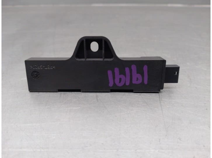 Recambio de antena para bmw 1 (f21) 116 d referencia OEM IAM 65209220832 2