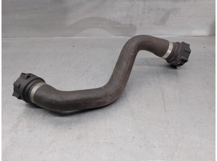 Recambio de tubo para bmw 1 (f21) 116 d referencia OEM IAM 17127811129 DE RADIADOR