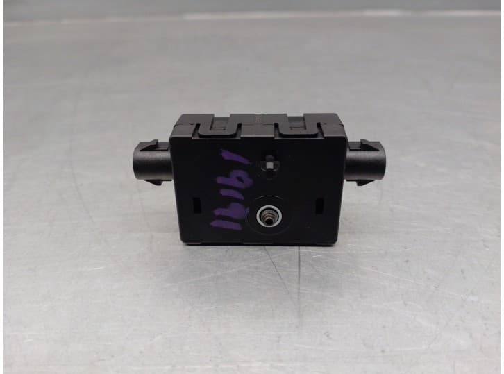 Recambio de amplificador para bmw 1 (f21) 116 d referencia OEM IAM 9181453 2