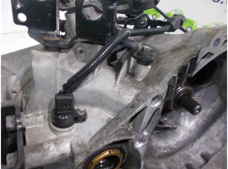 Recambio de caja cambios para hyundai sonata v (nf) 2.4 referencia OEM IAM S501JA 800306 8