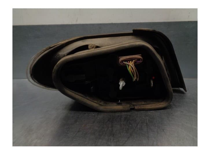 Recambio de piloto trasero derecho para citroën xsara (n1) 1.6 i referencia OEM IAM 6351J5 3