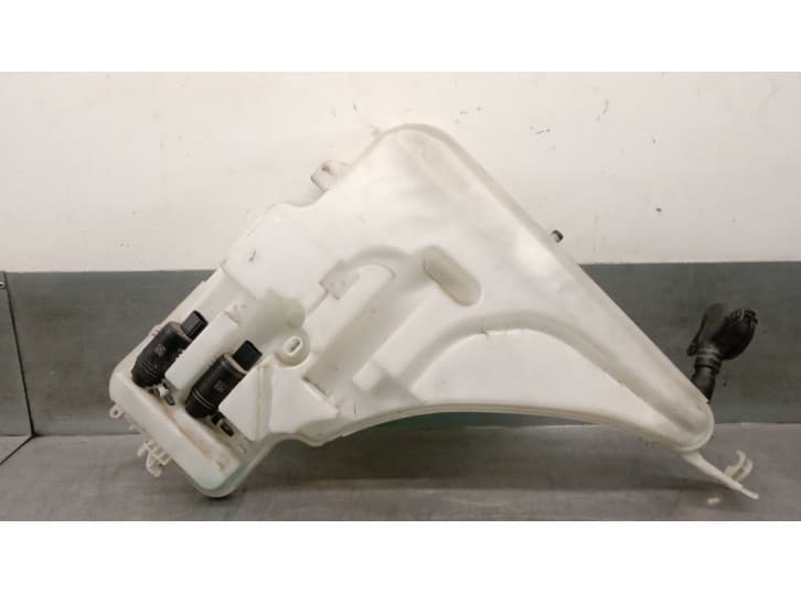 Recambio de deposito limpia para bmw 1 (f20) 116 d referencia OEM IAM 7241673 61667241674 3