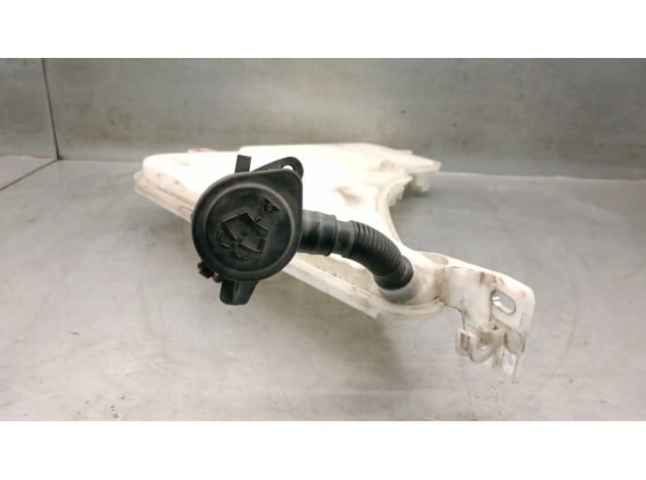 Recambio de deposito limpia para bmw 1 (f20) 116 d referencia OEM IAM 7241673 61667241674 4