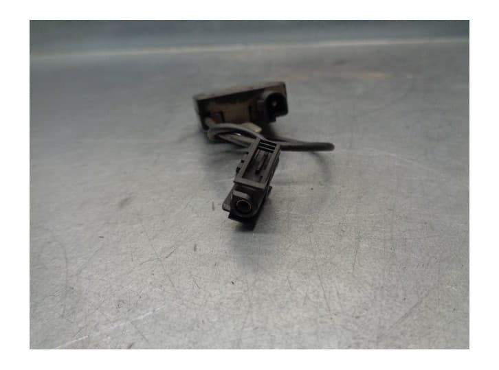 Recambio de antena para bmw x5 (e53) 3.0 d referencia OEM IAM 8380945 3