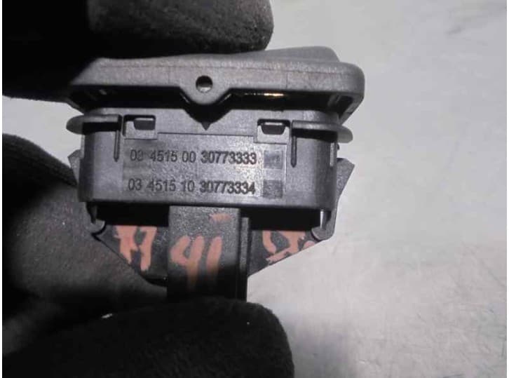 Recambio de mando para volvo s40 ii (544) 2.0 d referencia OEM IAM 30773333 3
