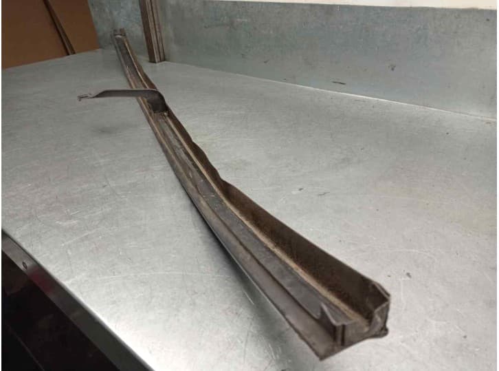 Recambio de molduras traseras para peugeot 309 ii (3c, 3a) 1.9 diesel referencia OEM IAM 3
