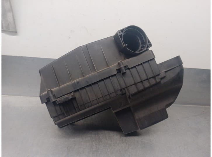 Recambio de carcasa filtro de aire para citroën c6 (td_) 2.7 hdi referencia OEM IAM 1427L3 2