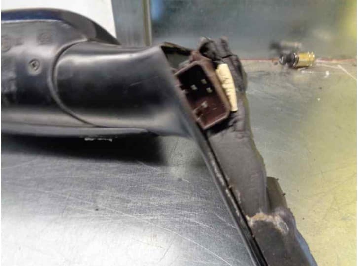 Recambio de retrovisor izquierdo para audi a8 d2 (4d2, 4d8) 3.7 quattro referencia OEM IAM 4