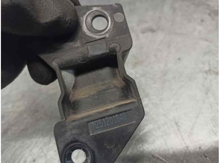 Recambio de sensor para chrysler voyager ii (es) 3.3 i referencia OEM IAM 4686139 5
