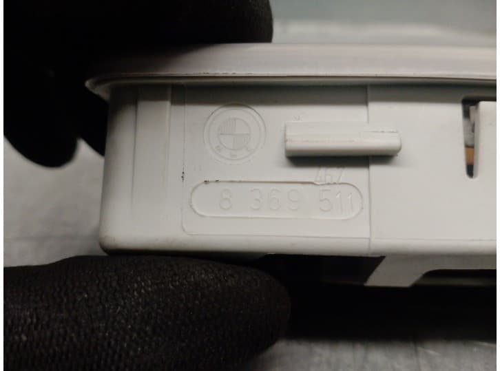Recambio de luz interior para bmw 5 (e39) 523 i referencia OEM IAM 8369511 8369511 4
