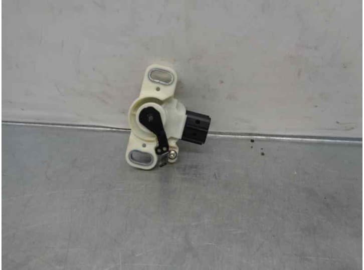 Recambio de sensor para lexus ct (zwa10_) 200h (zwa10_) referencia OEM IAM 8951047050 2