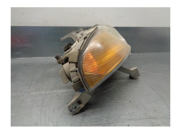 Recambio de faro derecho para mg mg zs 120 referencia OEM IAM 40220748  4 PUERTAS 2