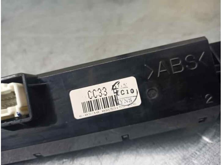 Recambio de pantalla multifuncion para mazda 5 (cr) 2.0 cd (cr19) referencia OEM IAM CC33B 6