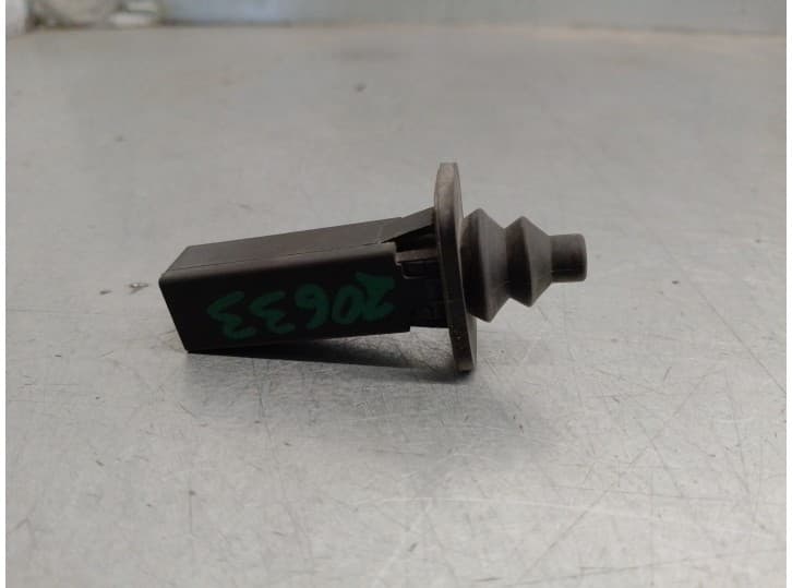 Recambio de mando para chevrolet hhr 2.4 referencia OEM IAM 25880365