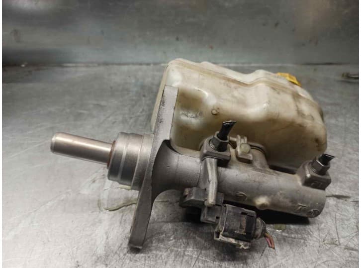 Recambio de bomba freno para seat ibiza iv (6j5, 6p1) 1.2 referencia OEM IAM 6R0611301A 3