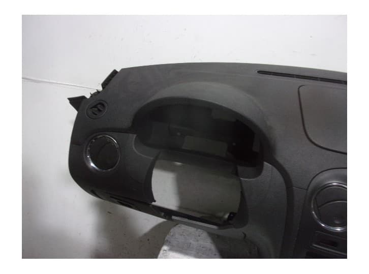 Recambio de salpicadero para chevrolet hhr 2.4 referencia OEM IAM 25871310 NEGRO 3