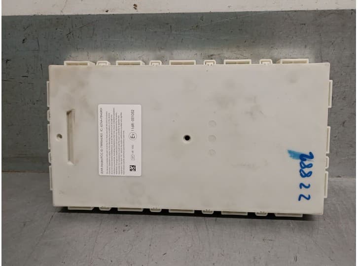 Recambio de caja reles / fusibles para bmw 1 (f20) 118 d referencia OEM IAM 61359395171 2