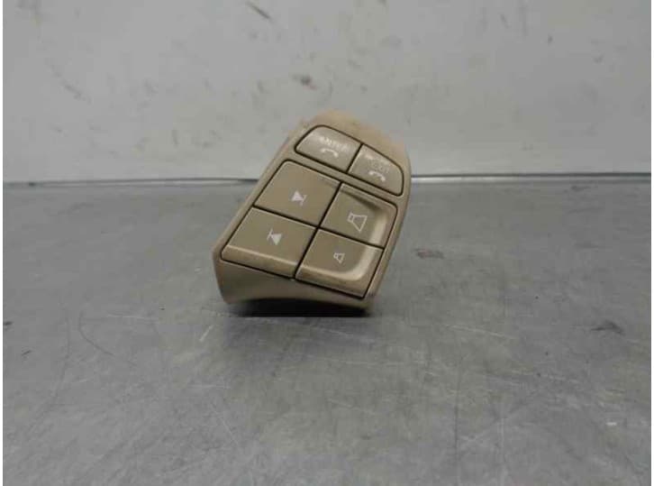 Recambio de mando radio volante para volvo s80 ii (124) d5 referencia OEM IAM 30768063