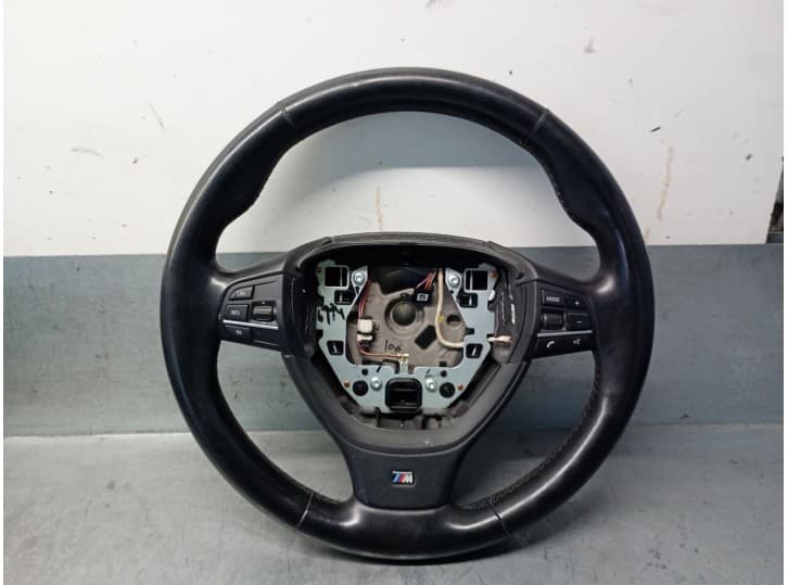 Recambio de volante para bmw 5 (f10) 530 d referencia OEM IAM 32302253647 32302253647