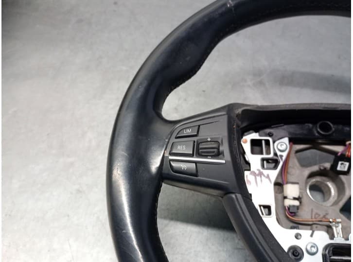 Recambio de volante para bmw 5 (f10) 530 d referencia OEM IAM 32302253647 32302253647 6