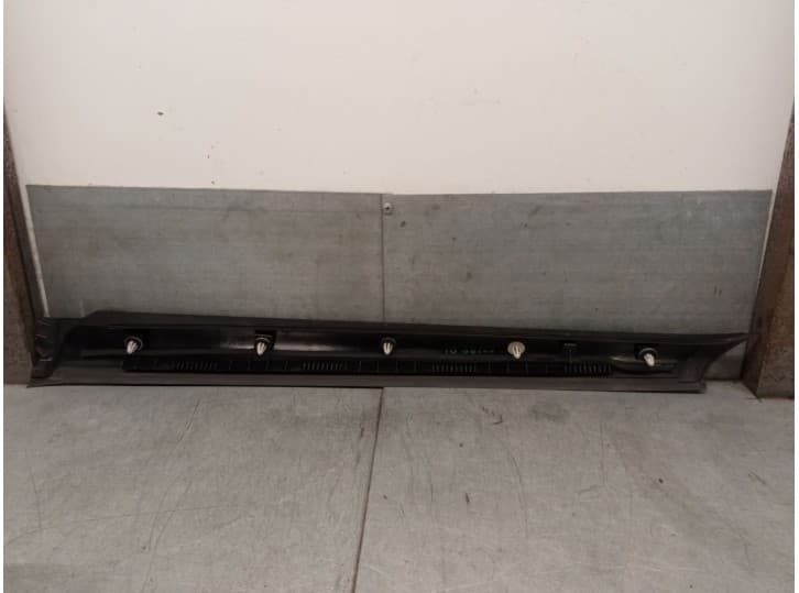 Recambio de molduras delanteras para nissan juke (f16_) 1.0 referencia OEM IAM 768376PA0B 2