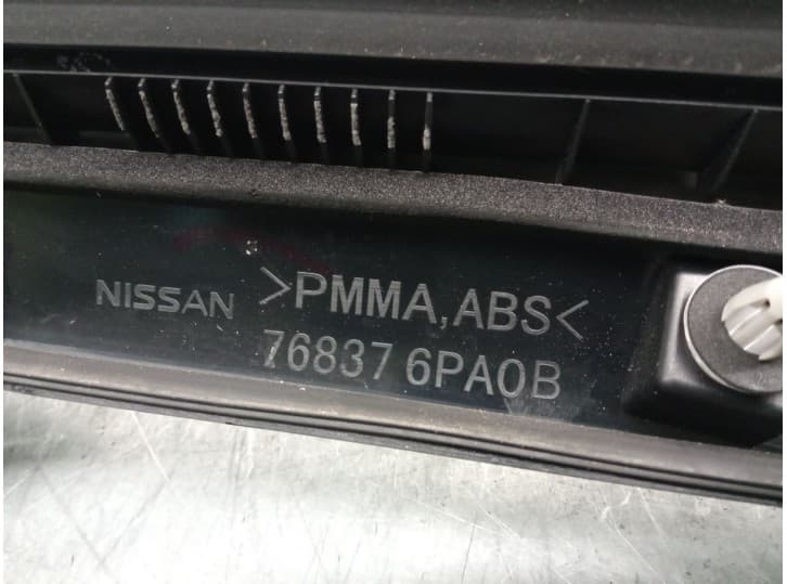 Recambio de molduras delanteras para nissan juke (f16_) 1.0 referencia OEM IAM 768376PA0B 3