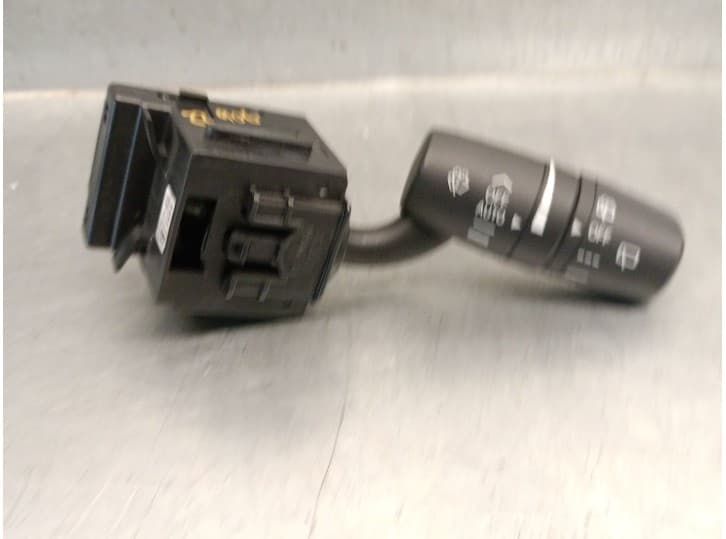 Recambio de mando limpia para mazda cx-5 (kf) 2.0 skyactiv-g referencia OEM IAM 17J671